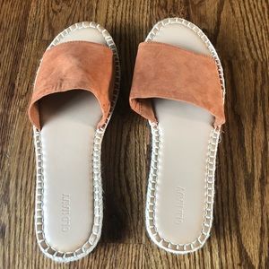 NWOT slide sandal